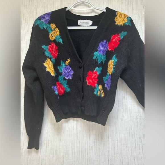 JH Collectibles Sweaters - Vintage JH Collectibles All Virgin Wool Button Down Cardigan with Floral Design